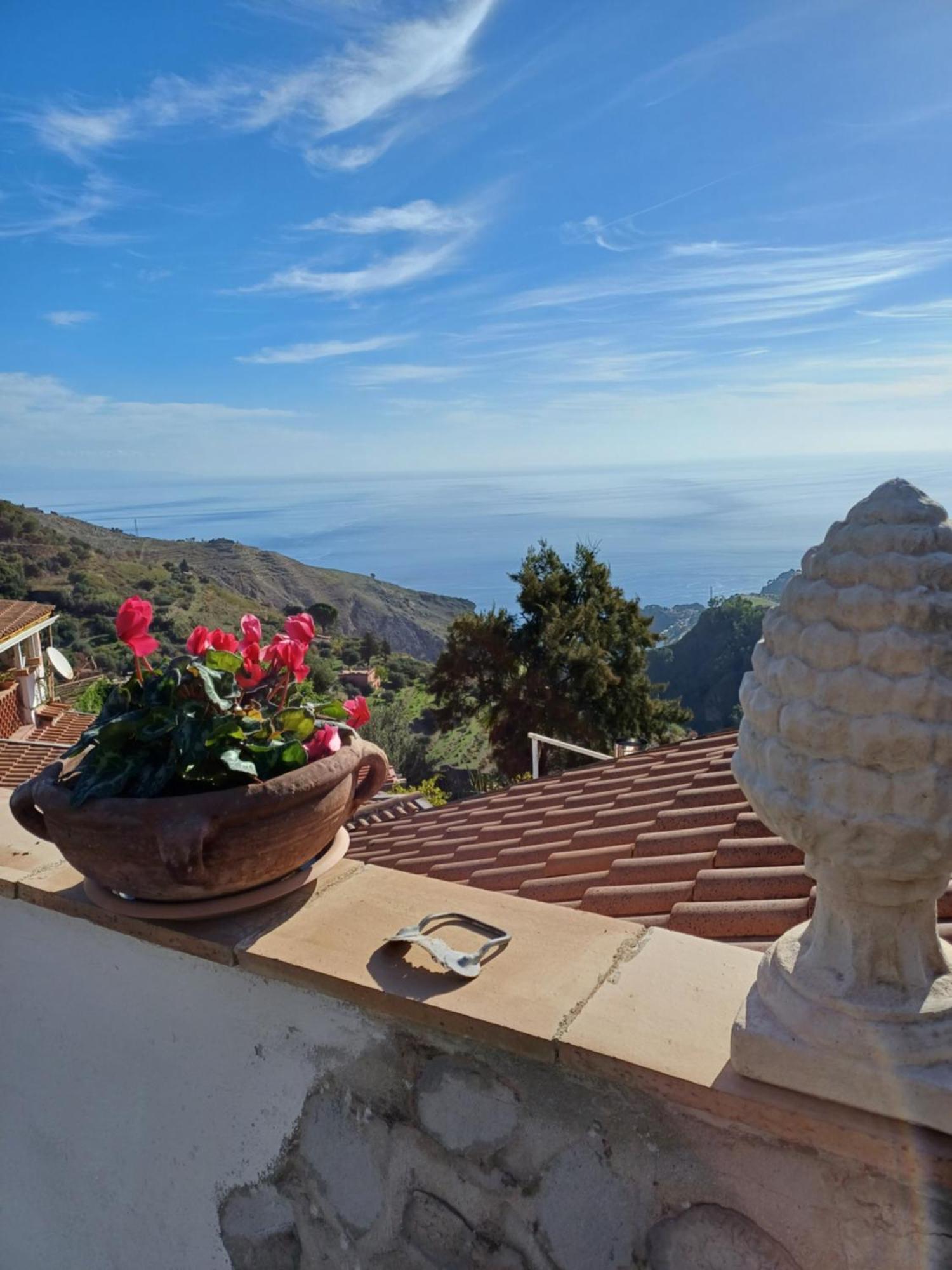 Casa Il Faro Villa Con Piscina คาสเตลโมลา ภายนอก รูปภาพ