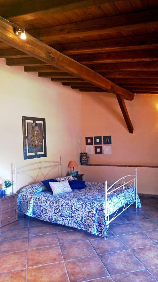 Casa Il Faro Villa Con Piscina คาสเตลโมลา ภายนอก รูปภาพ