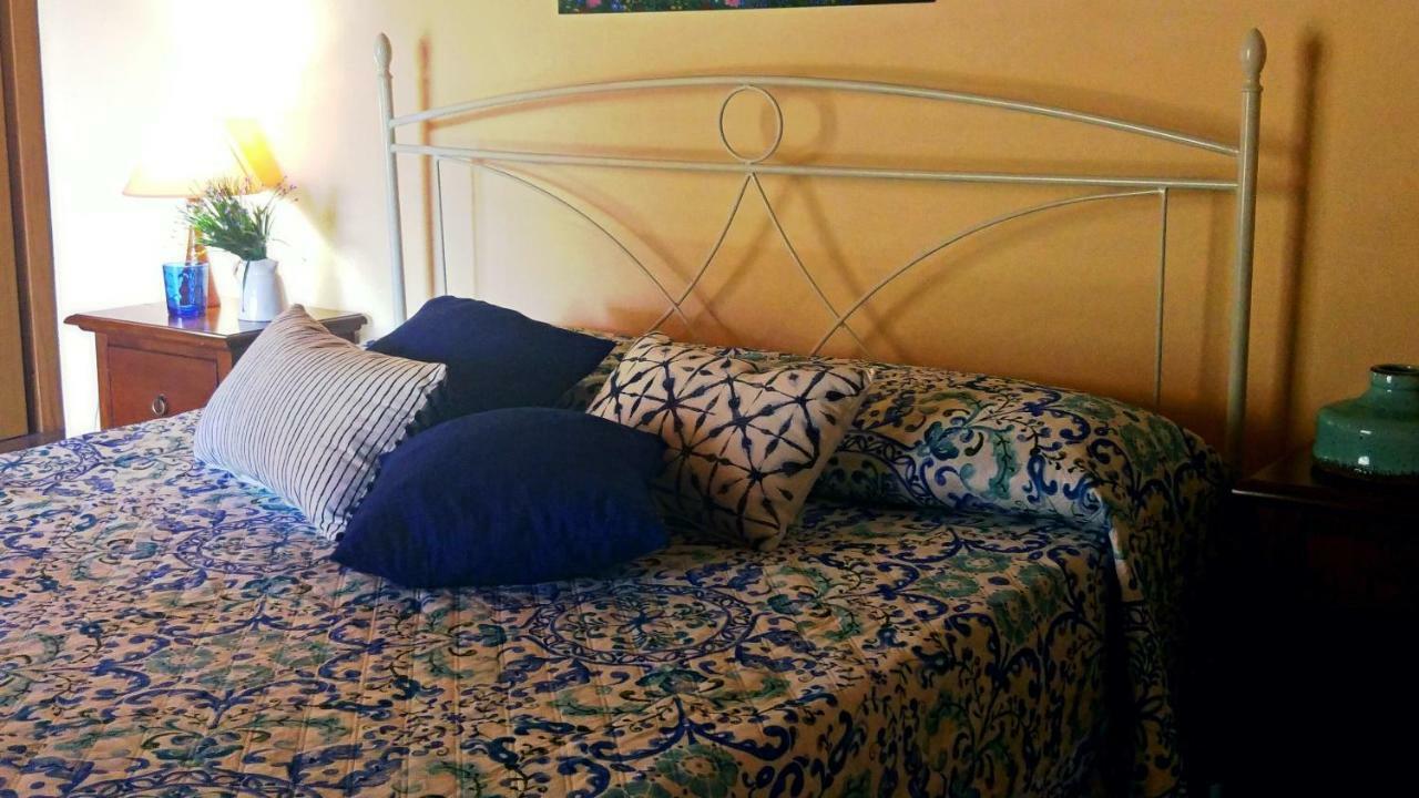 Casa Il Faro Villa Con Piscina คาสเตลโมลา ภายนอก รูปภาพ